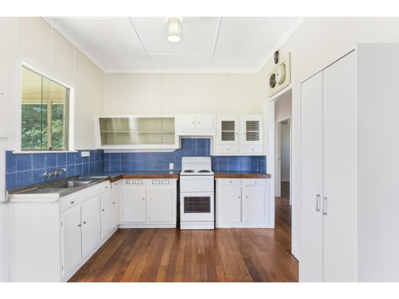 34 Bowen Terrace, The Range QLD 4700